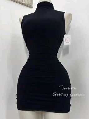 Black Sleeveless Bodycon Dress